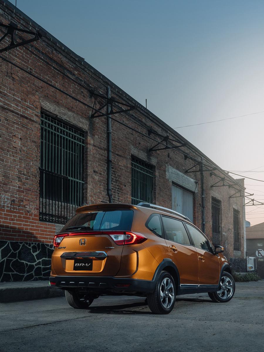  Honda BR-V 2018 года  (MX) (фото 22 из 28)